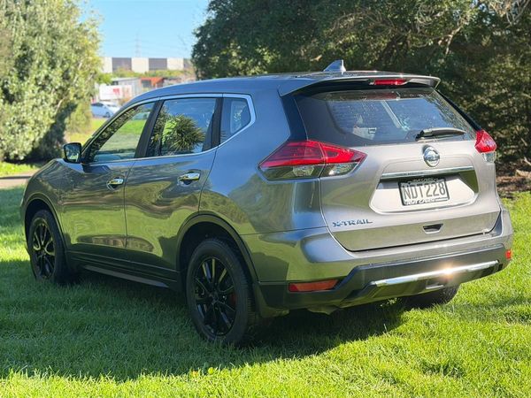 2020 Nissan X-Trail ST 2.5P/6CVT/SW/5DR !! NZ NEW !! Carousel 11