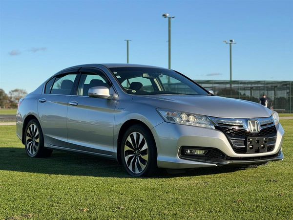 2013 Honda Accord HYBRID !! CRUISE CONTROL !! Carousel 1