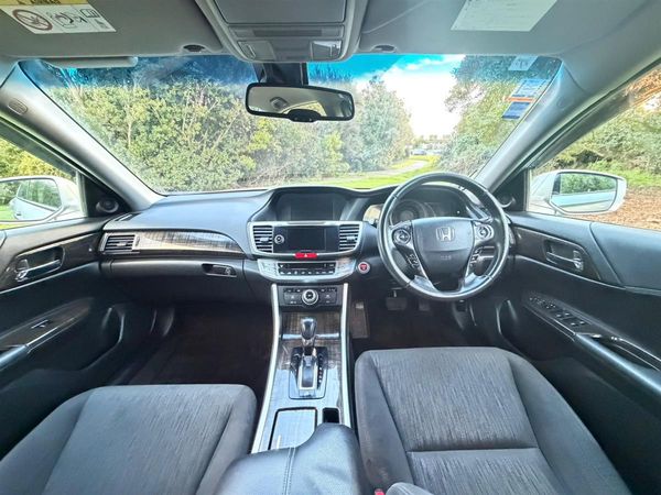 2013 Honda Accord HYBRID !! CRUISE CONTROL !! Carousel 9