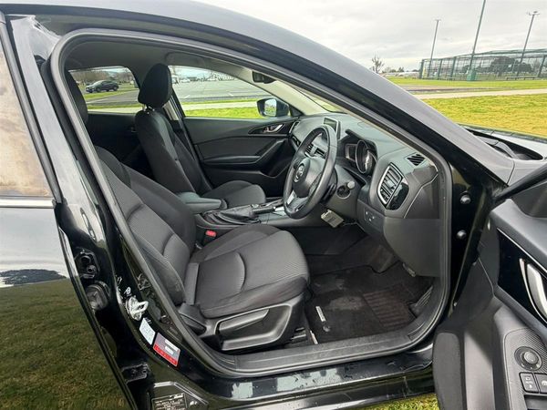 2015 Mazda Axela SKYACTIV !! 2.0 S !! BLACK ALLOYS !! Carousel 7
