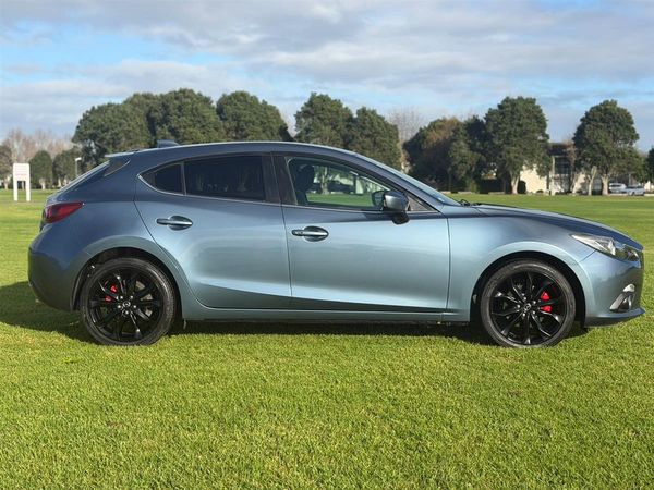 2014 Mazda Axela SKYACTIV !! 2.0 S !! BLACK ALLOYS !! Carousel 5