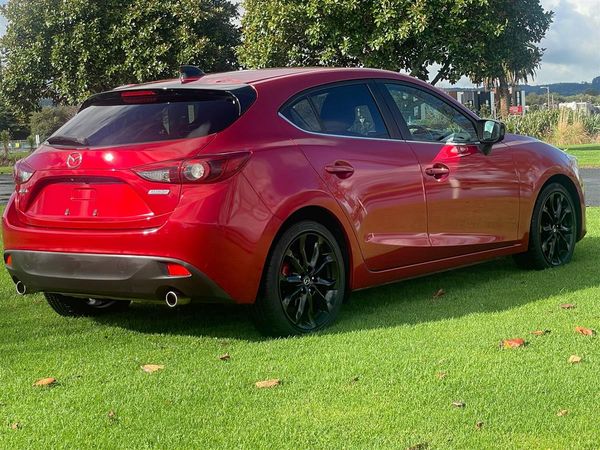 2013 Mazda Axela SKYACTIV !! ONLY DRIVEN 52K KMS !! Carousel 13