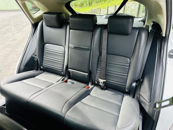 2016 Lexus NX 200t SPORTS !! TOP SPEC !! Carousel 14