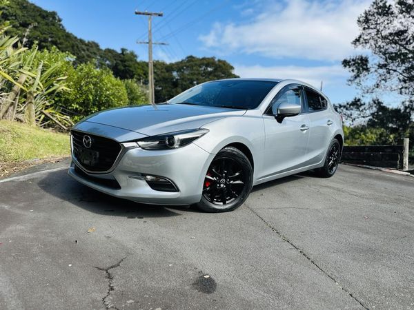 2017 Mazda Axela 15S SPORTS !! TOP SPEC !! Carousel 2