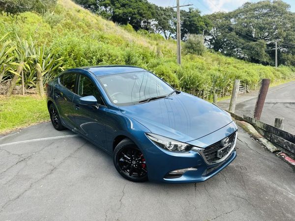 2016 Mazda Axela SPORTS !! SKYACTIVE ENGINE !! Carousel 9