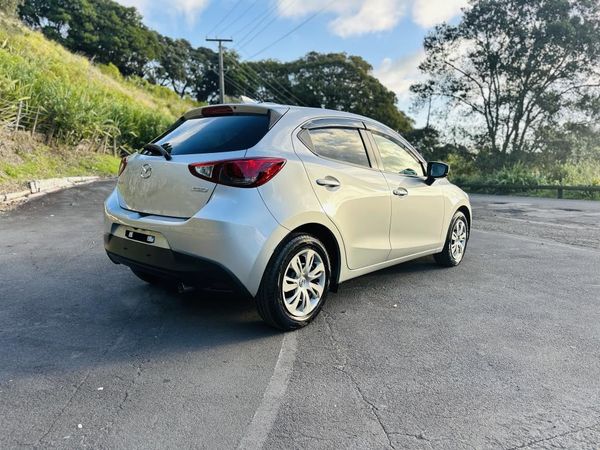 2017 Mazda Demio 13S SPORTS !! SKYACTIVE ENGINE !! Carousel 6
