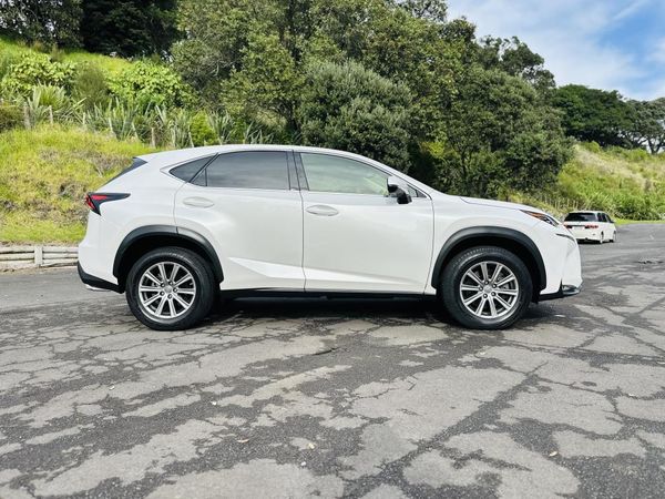 2016 Lexus NX 200t SPORTS !! TOP SPEC !! Carousel 7