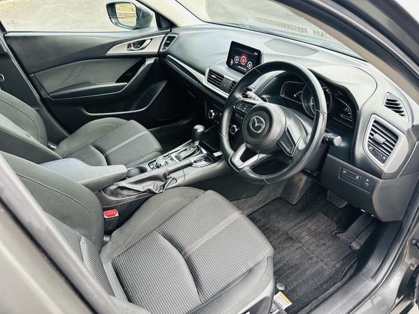 2017 Mazda Axela SPORTS !! SKYACTIVE ENGINE !! Carousel 11