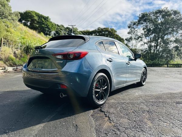 2015 Mazda Axela 15S SPORTS !! HIGH SPEC !! Carousel 6
