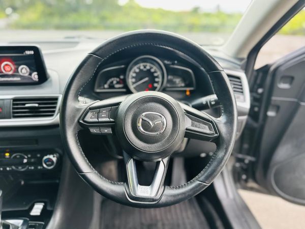 2017 Mazda Axela SPORTS !! SKYACTIVE ENGINE !! Carousel 9