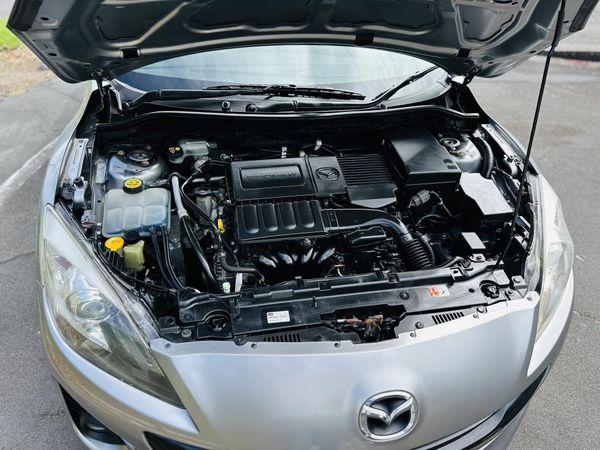 2013 Mazda Axela SPORTS !! ALL NEW TYERS !! Carousel 18