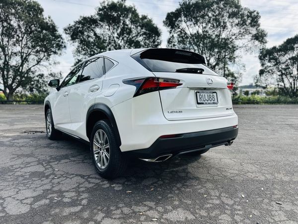 2016 Lexus NX 200t SPORTS !! TOP SPEC !! Carousel 4