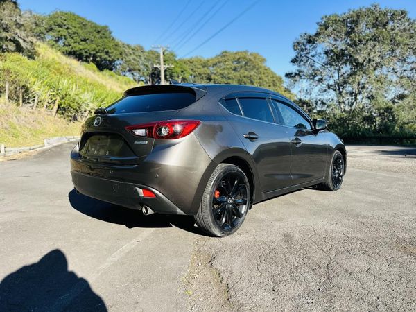 2015 Mazda Axela 20S SPORTS !! HIGH SPEC !! Carousel 6