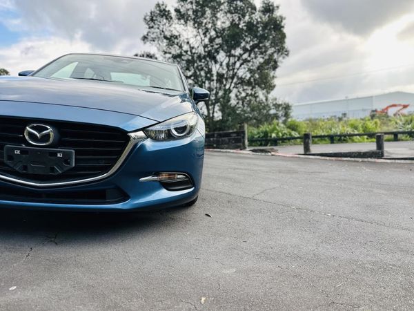 2016 Mazda Axela SPORTS !! SKYACTIVE ENGINE !! Carousel 8