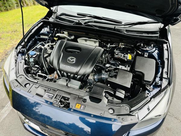 2016 Mazda Axela SPORTS !! SKYACTIVE ENGINE !! Carousel 18