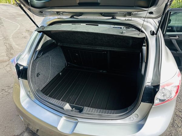 2013 Mazda Axela SPORTS !! SKYACTIVE ENGINE !! Carousel 16