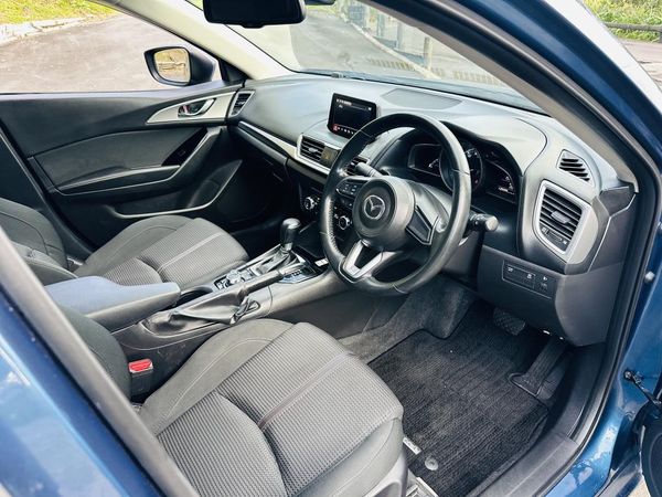 2016 Mazda Axela SPORTS !! SKYACTIVE ENGINE !! Carousel 13