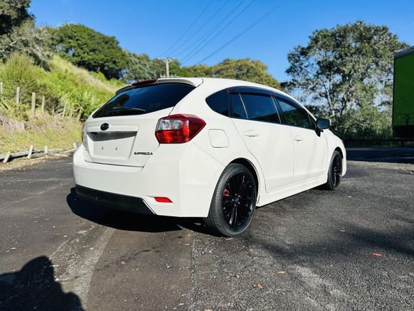 2014 Subaru Impreza 2.0I EYESIGHT !! 4WD !! Carousel 6