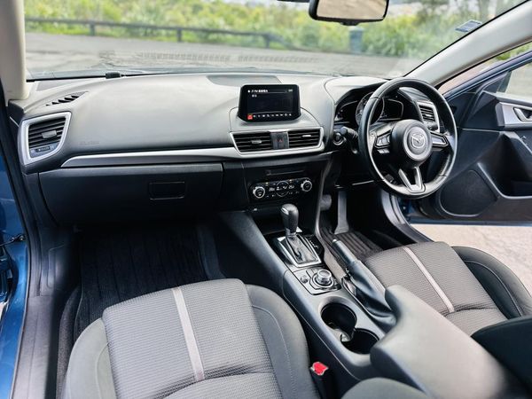 2016 Mazda Axela SPORTS !! SKYACTIVE ENGINE !! Carousel 12
