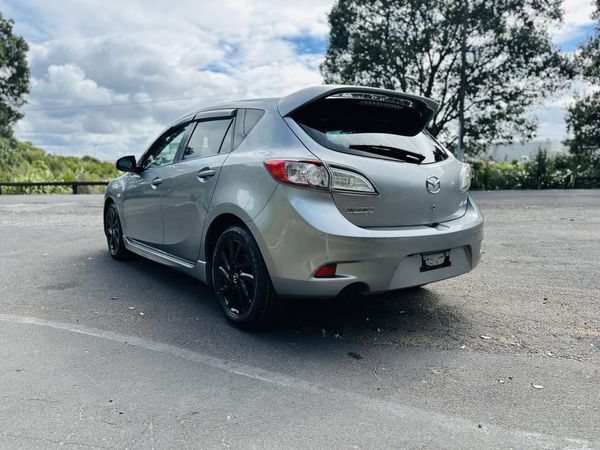 2013 Mazda Axela SPORTS !! ALL NEW TYERS !! Carousel 4