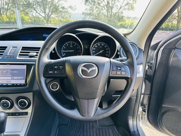 2012 Mazda Axela SPORTS !! STUNNING ALLOYS !! Carousel 10