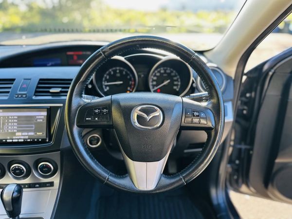 2012 Mazda Axela SPORTS !! STUNNING ALLOYS !! Carousel 10