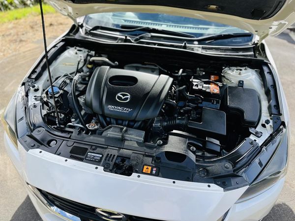 2016 Mazda Axela SPORTS !! HIGH SPEC !! Carousel 17
