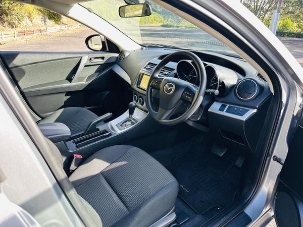 2012 Mazda Axela SPORTS !! STUNNING ALLOYS !! Carousel 12