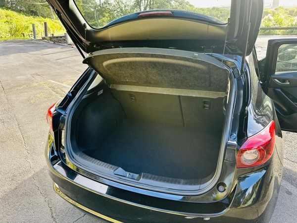 2017 Mazda Axela 15S SPORTS !! HIGH SPEC !! Carousel 16