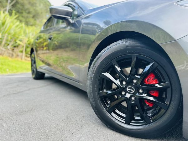2017 Mazda Axela SPORTS !! SKYACTIVE ENGINE !! Carousel 17