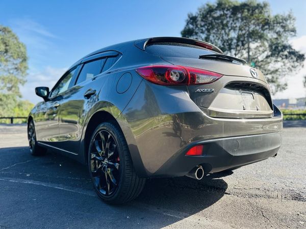 2014 Mazda Axela 20S SPORTS !! STUNNING ALLOYS !! Carousel 4