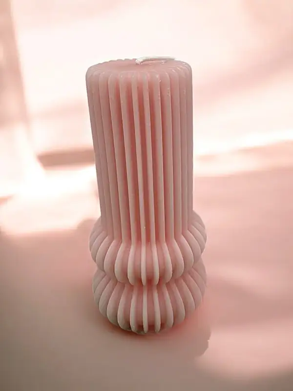 Ribbed Elegance Candle