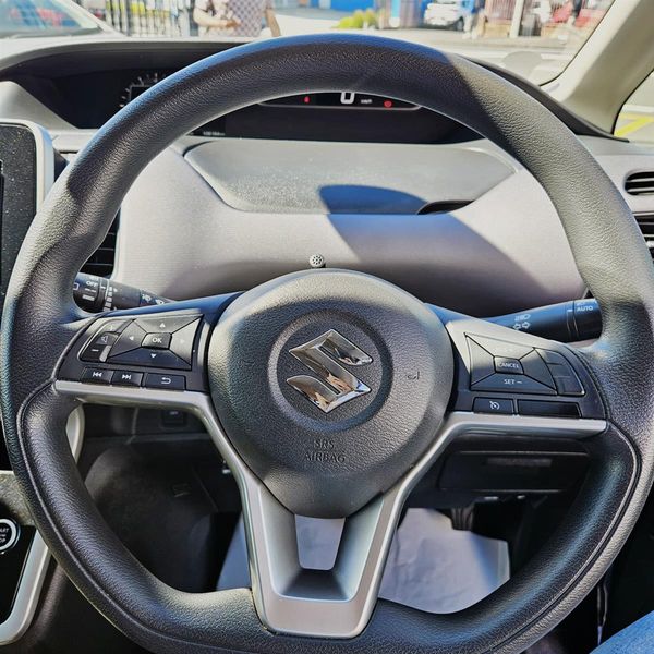 2017 Suzuki Landy 8 Seater van Carousel 16