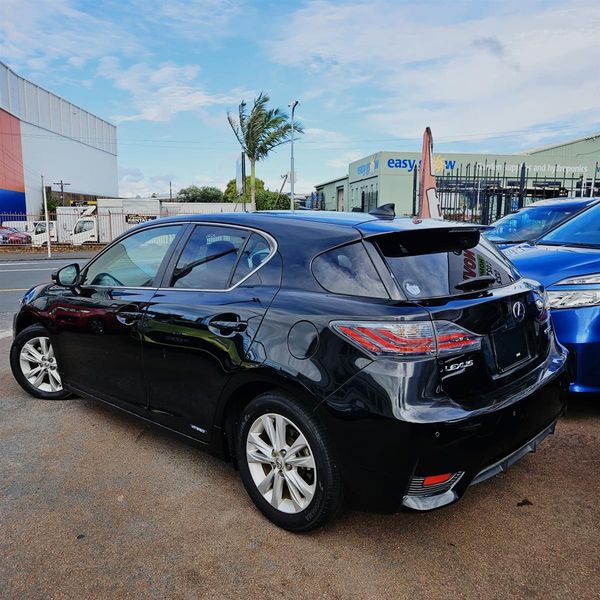 2014 Lexus CT 200h HYBRID Carousel 5