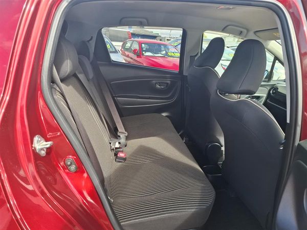 2017 Toyota Vitz HYBRID PUSH START LANE ASSIST PRE CRASH WARNING REVERSE CAMERA BLUETOOTH AUDIO SEAT HEATERS TRACTION CONTROL MULTI AIRBAGS Carousel 9