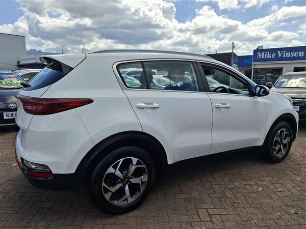 2019 Kia Sportage URBAN LX NZ NEW CRUISE CONTROL APPLE CARPLAY / ANDROID AUTO BLUETOOTH LANE ASSIST REVERSE CAMERA MULTI AIRBAGS PARKING SENSORS DRIVE MODES USB PORT FACTORY ALLOYS Carousel 4