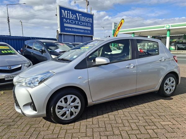 2017 Toyota Yaris GX NZ NEW NEW WOF / 6 MONTHS REGO CRUISE CONTROL MULTI AIRBAGS LANE ASSIST PRE-CRASH SENSOR AUTO HEADLIGHTS BLUETOOTH REVERSE CAMERA USB/AUX PORTS Carousel 2