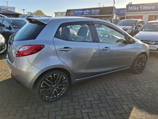 2012 Mazda Demio AA INSPECTED 13S SKYACTIV ALLOY WHEELS I STOP TRACTION CONTROL Carousel 5
