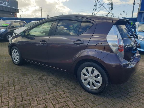 2014 Toyota Aqua PUSH START LOW 49 KMS ECO/EV MODE ISOFIX Carousel 3