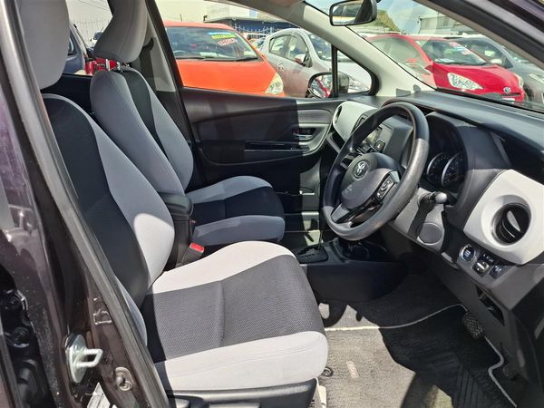 2015 Toyota Vitz PUSH START AUTO STOP TRACTION CONTROL ALLOY WHEELS Carousel 8