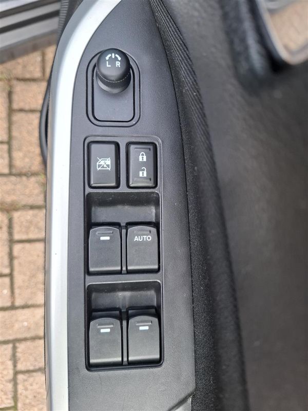 2015 Suzuki Vitara JLXFA NZ NEW CRUISE CONTROL NZ STEREO REVERSE CAMERA FACTORY ALLOYS Carousel 15