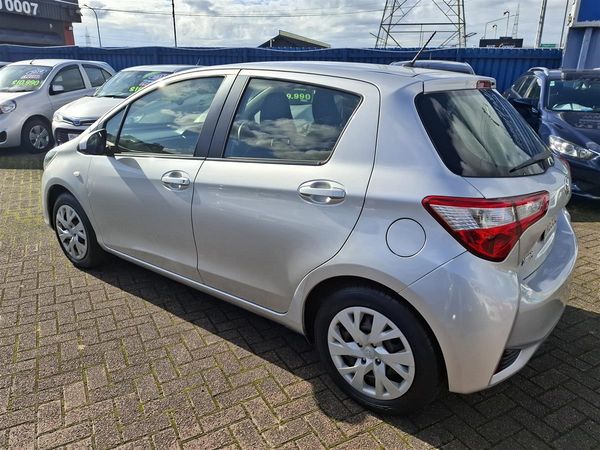 2017 Toyota Yaris GX NZ NEW NEW WOF / 6 MONTHS REGO CRUISE CONTROL MULTI AIRBAGS LANE ASSIST PRE-CRASH SENSOR AUTO HEADLIGHTS BLUETOOTH REVERSE CAMERA USB/AUX PORTS Carousel 3