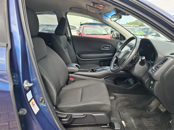 2014 Honda Vezel HYBRID CRUISE CONTROL REVERSE CAMERA BLUETOOTH AUDIO MULTI AIRBAGS ECO / SPORTS MODE FACTORY ALLOYS DASH CAM BREAK HOLD TRACTION CONTROL Carousel 8