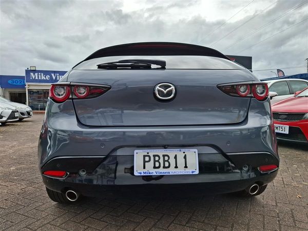 2022 Mazda 3 GTX 2.5 NZ NEW ADAPTIVE CRUISE MAPS MULTI AIRBAGS BLIND SPOT WARNING REVERSE CAMERA BLUETOOTH USB PORTS ISTOP Carousel 4