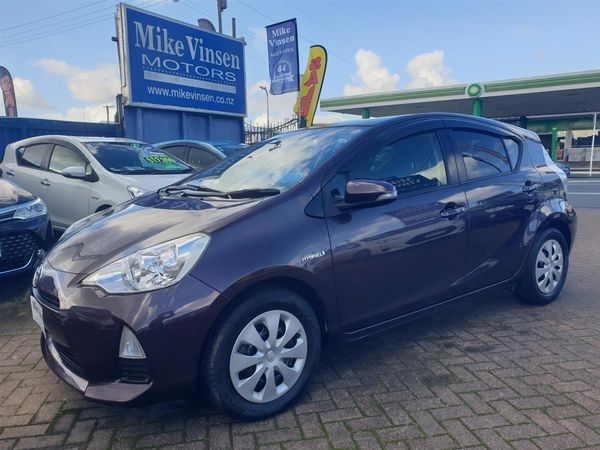 2014 Toyota Aqua PUSH START LOW 49 KMS ECO/EV MODE ISOFIX Carousel 2