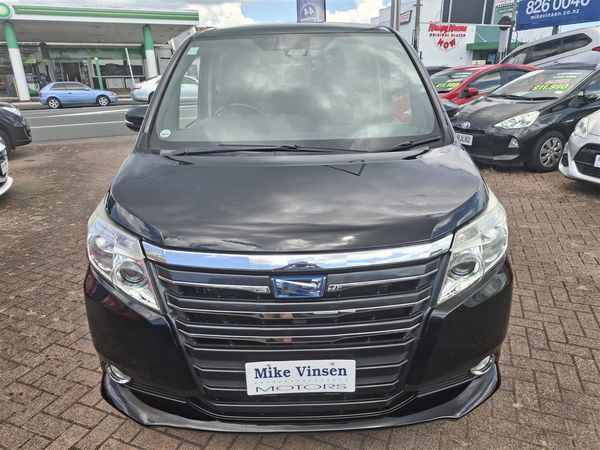 2016 Toyota Noah HYBRID CRUISE CONTROL LANE ASSIST PRE-CRASH SENSOR 2 POWER SLIDING DOORS SEAT HEATERS EV/ECO/POWER MODES ALLOYS ISOFIX Carousel 1