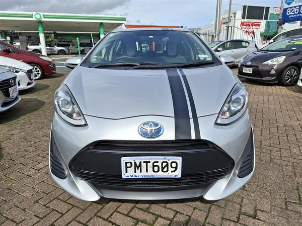 2017 Toyota Aqua IMMOBILISER BLUETOOTH AUDIO REVERSE CAMERA DASH CAM ALLOYS ISOFIX Carousel 1