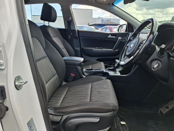 2019 Kia Sportage URBAN LX NZ NEW CRUISE CONTROL APPLE CARPLAY / ANDROID AUTO BLUETOOTH LANE ASSIST REVERSE CAMERA MULTI AIRBAGS PARKING SENSORS DRIVE MODES USB PORT FACTORY ALLOYS Carousel 6