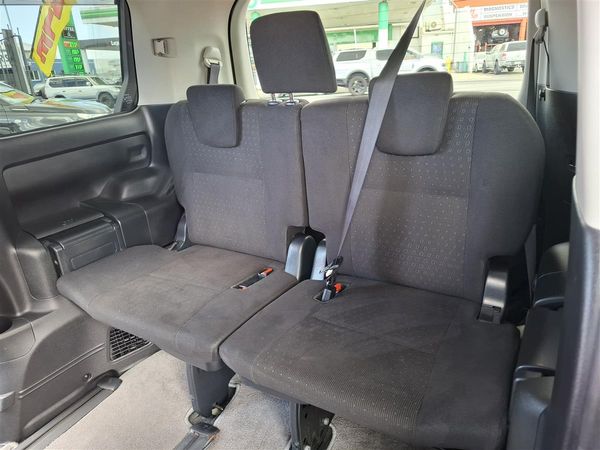 2016 Toyota Noah HYBRID CRUISE CONTROL LANE ASSIST PRE-CRASH SENSOR 2 POWER SLIDING DOORS SEAT HEATERS EV/ECO/POWER MODES ALLOYS ISOFIX Carousel 9