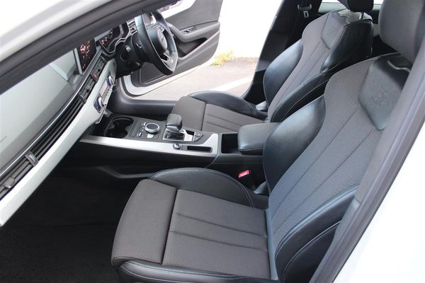 2019 Audi A4 Avant 40TFSI S Line Carousel 10